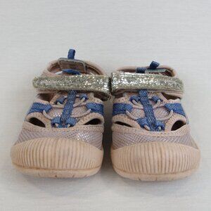 Oshkosh B Gosh Toddler Girl Sandals Shoes size 8M Bump Toe Sammie Periwinkle